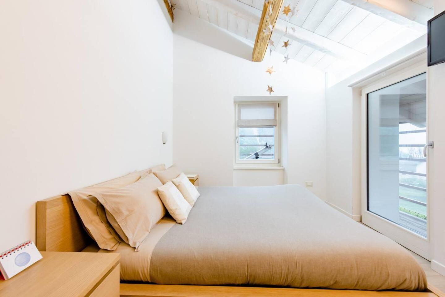 B&B Il Piccolo Principe Room And Breakfast Bieno  ภายนอก รูปภาพ